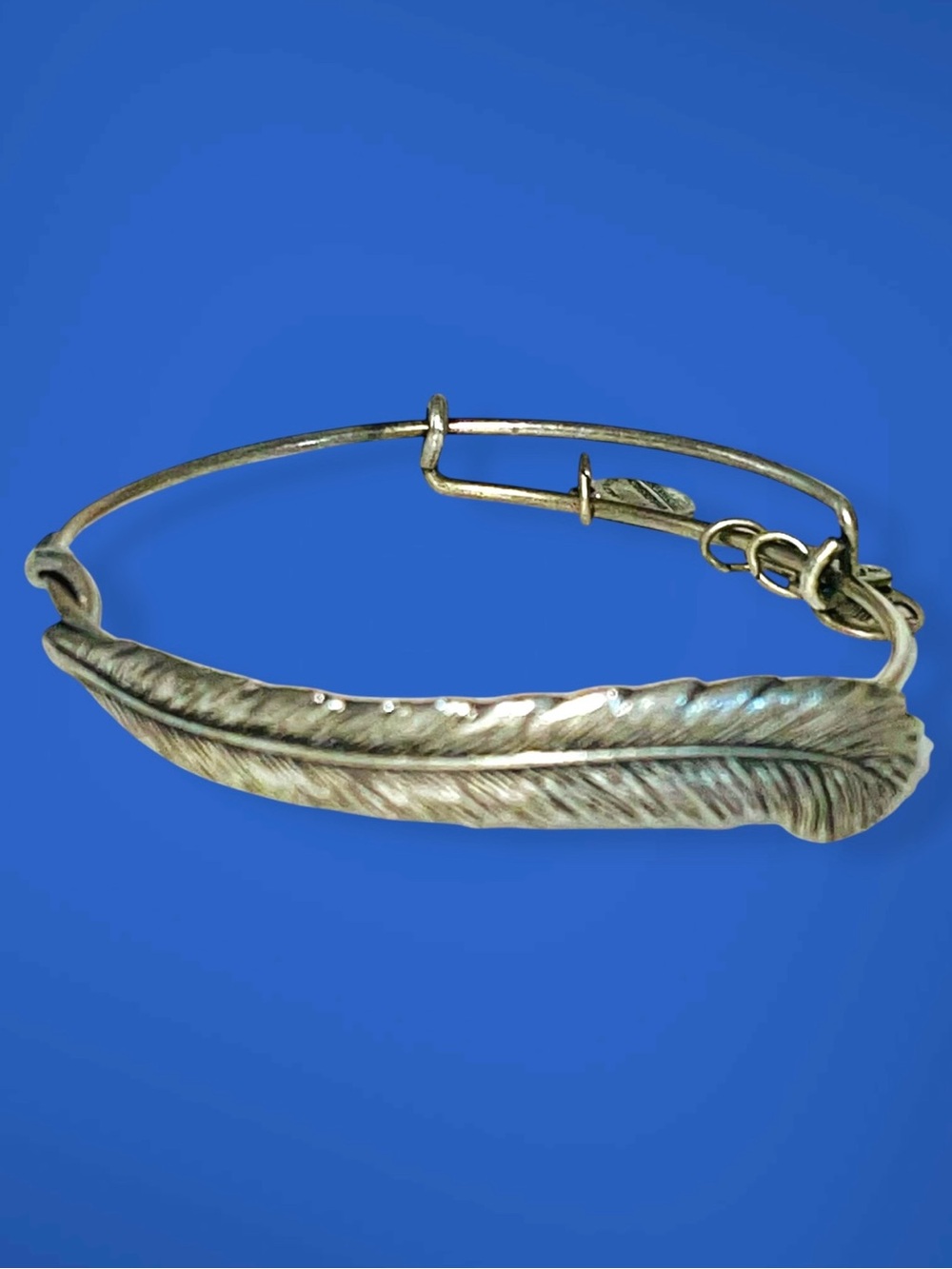 Alex and Ani Spiritual Armor Plume Feather Rafaelian Silver Bangle Bracelet